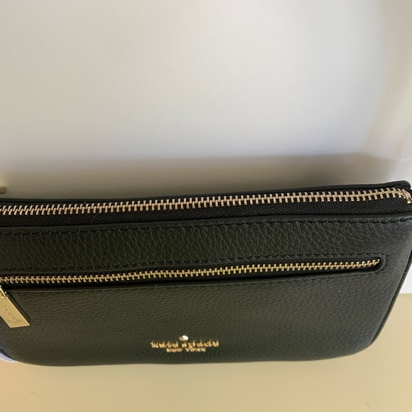 KATE SPADE LEILA PEBBLED LEATHER WRISTLET - Picture 10 of 12